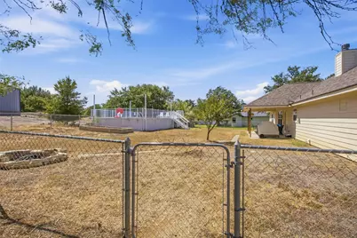 305 Pecan Drive, Kingsland, TX 78639 - Photo 26