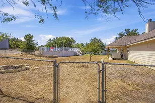 305 Pecan Dr, Kingsland, TX 78639 - Photo 26