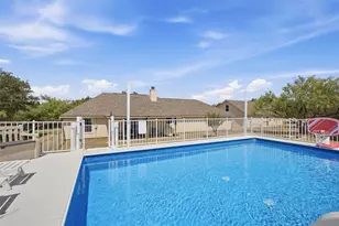 305 Pecan Dr, Kingsland, TX 78639 - Photo 24