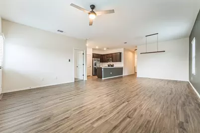 108 Fighting Seabees Run, Jarrell, TX 76537 - Photo 14