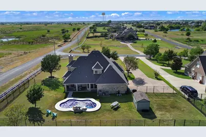100 Apache Pass, Hutto, TX 78634 - Photo 30