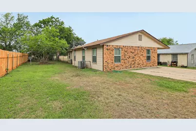 200 Monterrey Street #A & B, Elgin, TX 78621 - Photo 28