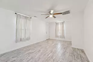 200 Monterrey St, Elgin, TX 78621 - Photo 4