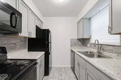 200 Monterrey Street #A & B, Elgin, TX 78621 - Photo 12