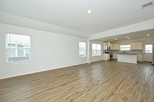 180 Madrid Dr, Kyle, TX 78640 - Photo 4