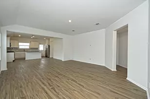 180 Madrid Dr, Kyle, TX 78640 - Photo 6