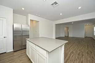 180 Madrid Dr, Kyle, TX 78640 - Photo 16