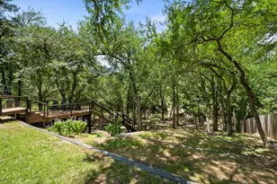 7202 Meadowood Dr, Austin, TX 78723 - Photo 36