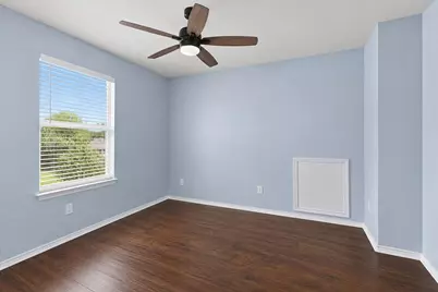 211 Falcon Lane, Leander, TX 78641 - Photo 32