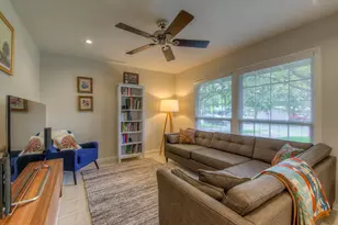 7608 Delafield Ln, Austin, TX 78752 - Photo 10