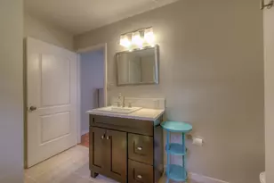 7608 Delafield Ln, Austin, TX 78752 - Photo 20