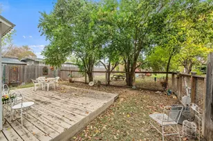 5811 Nancy Dr, Austin, TX 78745 - Photo 26