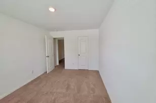 317 Riverdale Dr, Jarrell, TX 76537 - Photo 14