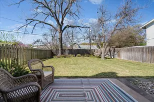 6102 Bullard Dr, Austin, TX 78757 - Photo 24