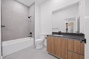 2209 S 1st St, Austin, TX 78704 - Photo 14