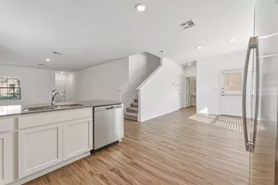 913 Legends Lane, Georgetown, TX 78628 - Photo 12