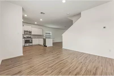 913 Legends Lane, Georgetown, TX 78628 - Photo 16