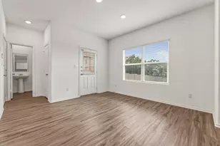 913 Legends Ln, Georgetown, TX 78628 - Photo 14