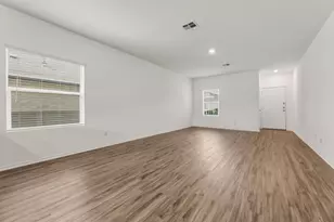 913 Legends Ln, Georgetown, TX 78628 - Photo 8