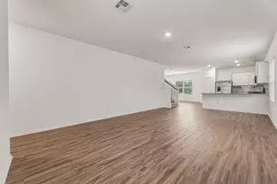 913 Legends Ln, Georgetown, TX 78628 - Photo 6