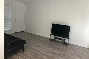 2124 Burton Dr, Austin, TX 78741 - Photo 4