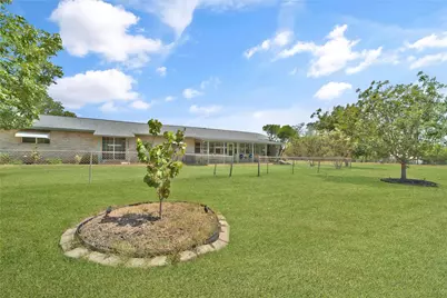 132 Tomahawk Trail, Seguin, TX 78155 - Photo 14