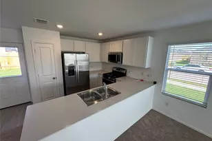 110 Haw Br Vw, Kyle, TX 78640 - Photo 8