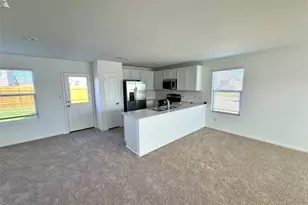 110 Haw Br Vw, Kyle, TX 78640 - Photo 2