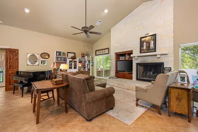 523 County Road 136A, Kingsland, TX 78639 - Photo 8