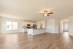 205 Fairlawn Wy, Maxwell, TX 78656 - Photo 2