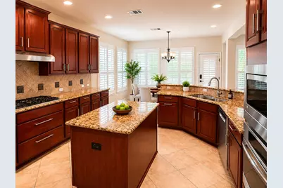 12301 Montclair Bend, Austin, TX 78732 - Photo 8