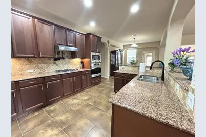 705 S Frontier Lane, Cedar Park, TX 78613 - Photo 14