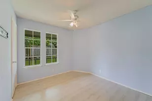 2605 W Stassney Ln, Austin, TX 78745 - Photo 8