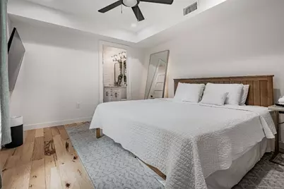 1911 College Row, Austin, TX 78702 - Photo 14