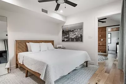 1911 College Row, Austin, TX 78702 - Photo 2