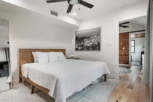 1911 College Row, Austin, TX 78702 - Photo 2