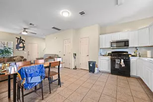 1118 Linden St, Austin, TX 78702 - Photo 8