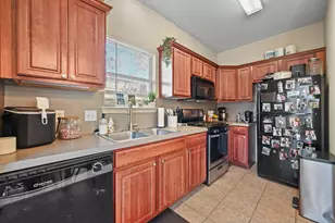 1118 Linden St, Austin, TX 78702 - Photo 26