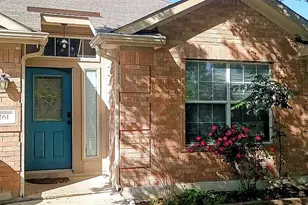 261 Amber Ash Dr, Kyle, TX 78640 - Photo 2