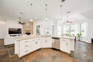 1005 Cedar Park Dr, Cedar Park, TX 78613 - Photo 8
