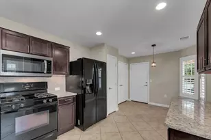 501 Sheldon Lake Dr, Georgetown, TX 78633 - Photo 8