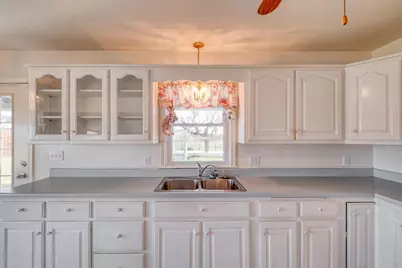 829 State Highway 21 Highway W, Cedar Creek, TX 78612 - Photo 20