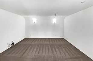 100 Elm Rdg Wy, Georgetown, TX 78628 - Photo 18