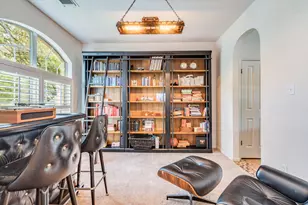 7025 Auckland Dr, Austin, TX 78749 - Photo 10