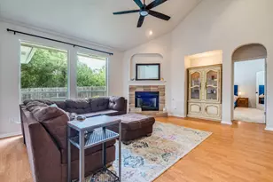 7025 Auckland Dr, Austin, TX 78749 - Photo 12