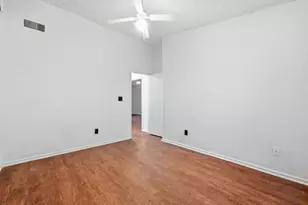612 Mill St, San Marcos, TX 78666 - Photo 30