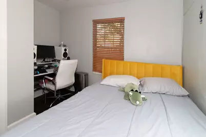 912 & 912 1/2 Calle Limon Drive, Austin, TX 78702 - Photo 8