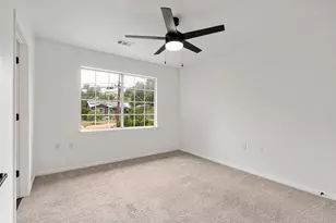 3003 Glen Rae St, Austin, TX 78702 - Photo 22