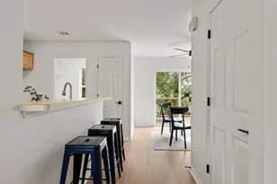 3003 Glen Rae St, Austin, TX 78702 - Photo 14