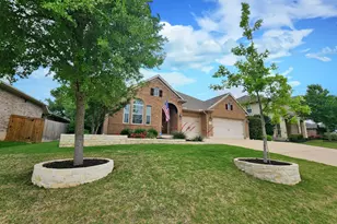152 Florenz Ln, Georgetown, TX 78628 - Photo 2